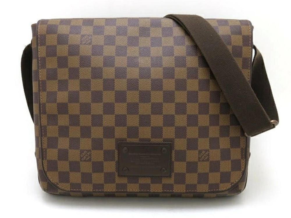 LOUIS VUITTON Brooklyn Shoulder Bag Damier